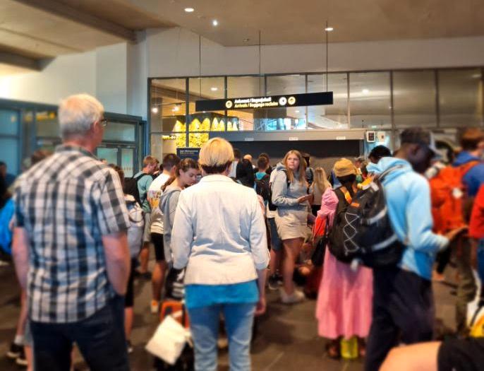 Luggage belt running again after power outage at Gardermoen – VG