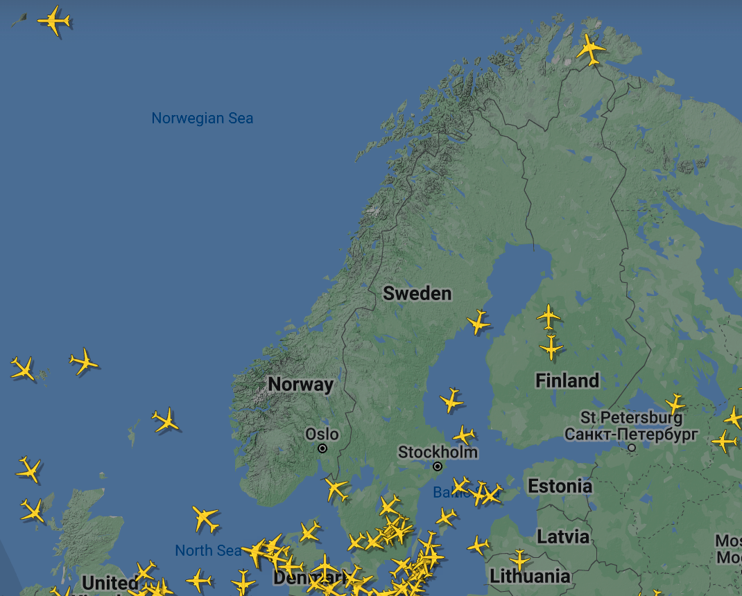 Flykaos i Sør-Norge: Luftrommet midlertidig stengt
