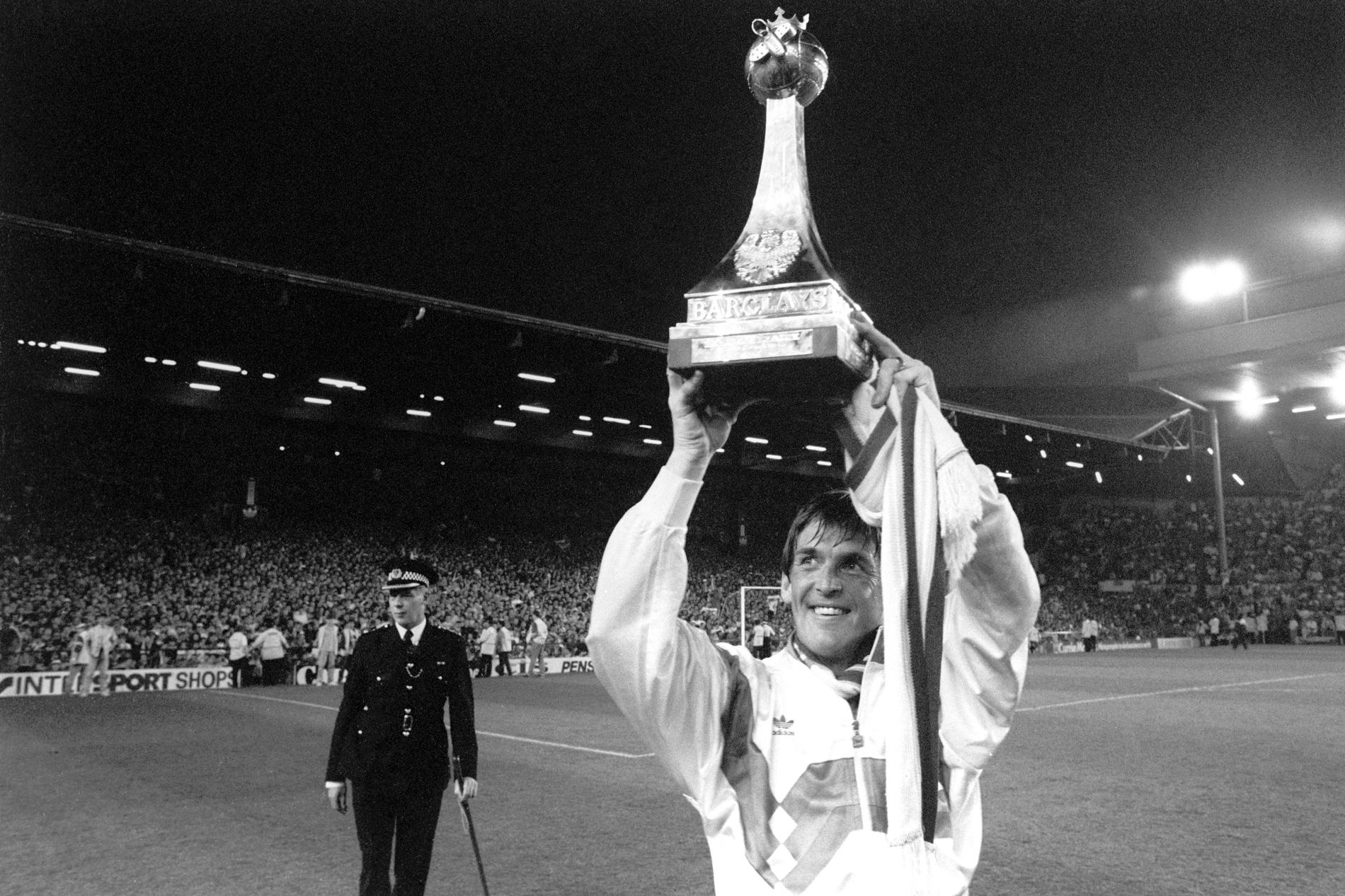 Winner: Kenny Dalglish in May 1990. Liverpool won the league.  It will be 30 years before it happens again.