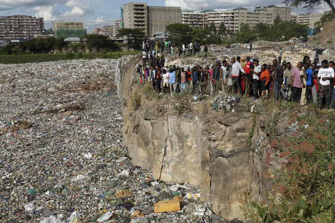 Diversi corpi trovati in una discarica a Nairobi, in Kenya