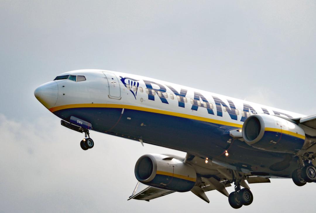 Ryanair-sjefen advarer om høyere flypriser i sommer