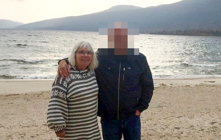 Demande de 17 ans de prison pour le mari accusé de May Irene Eliassen (73 ans)