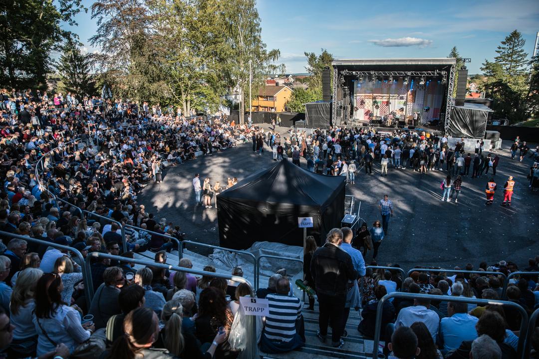 Etterforsker voldtekt på festival