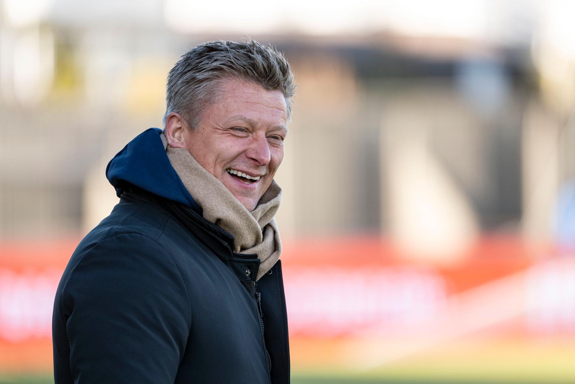Mikkjal Thomassen delle Isole Faroe è il nuovo allenatore del Fredrikstad.  Come Klaksvik, ci riesce.