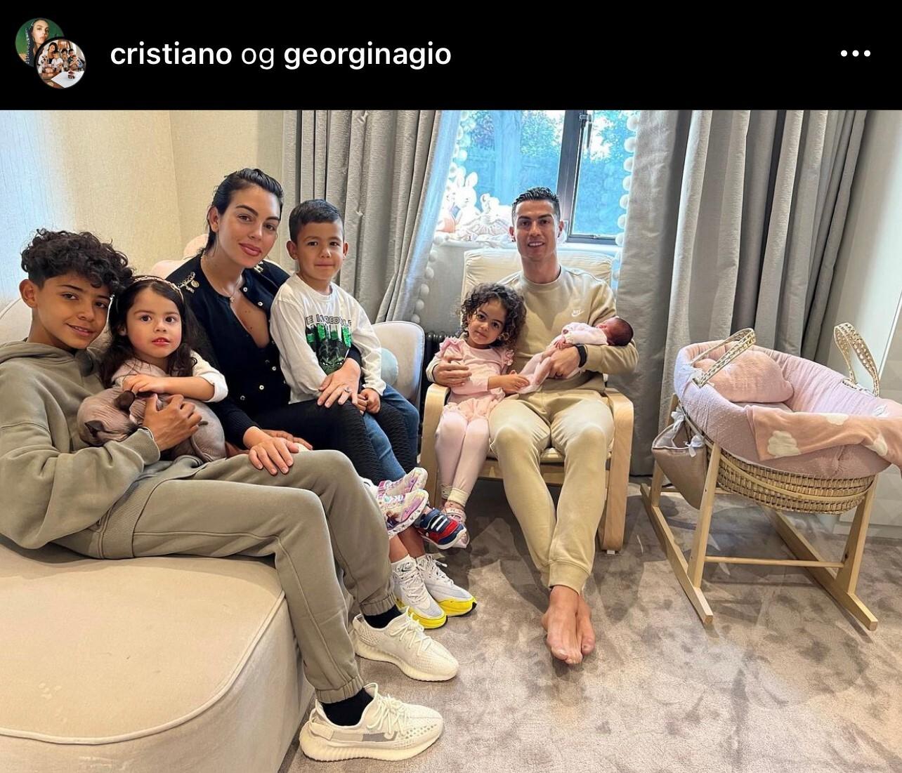 Ronaldo mostra per la prima volta sua figlia