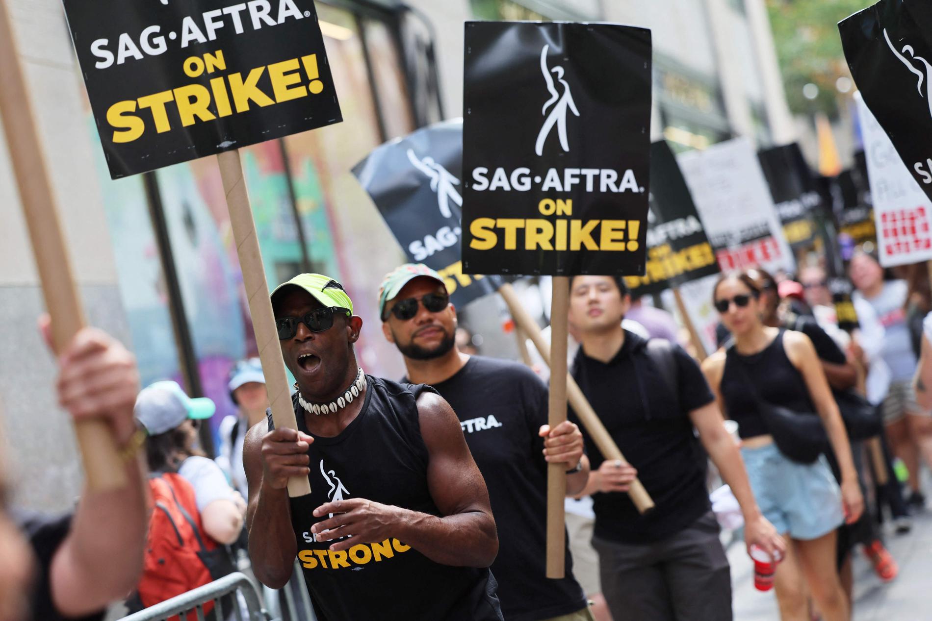 The Strike Continues: Deadlock in Negotiations Between WGA and AMPTP