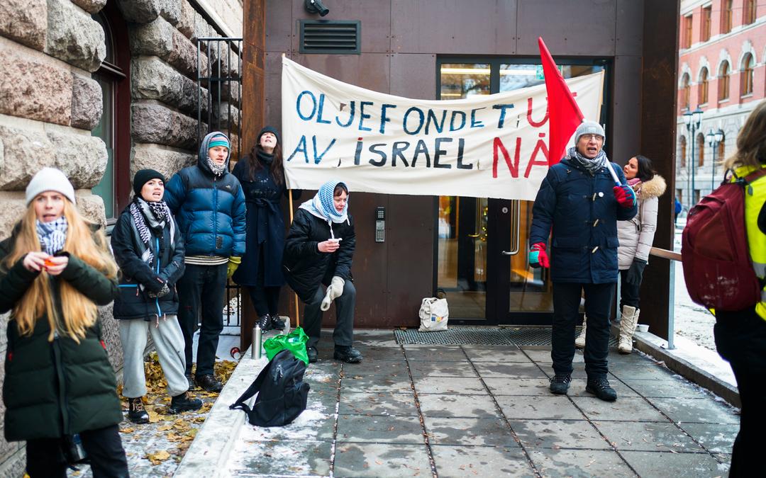 Oljefondet kan trekke seg ut av selskaper som støtter Israel