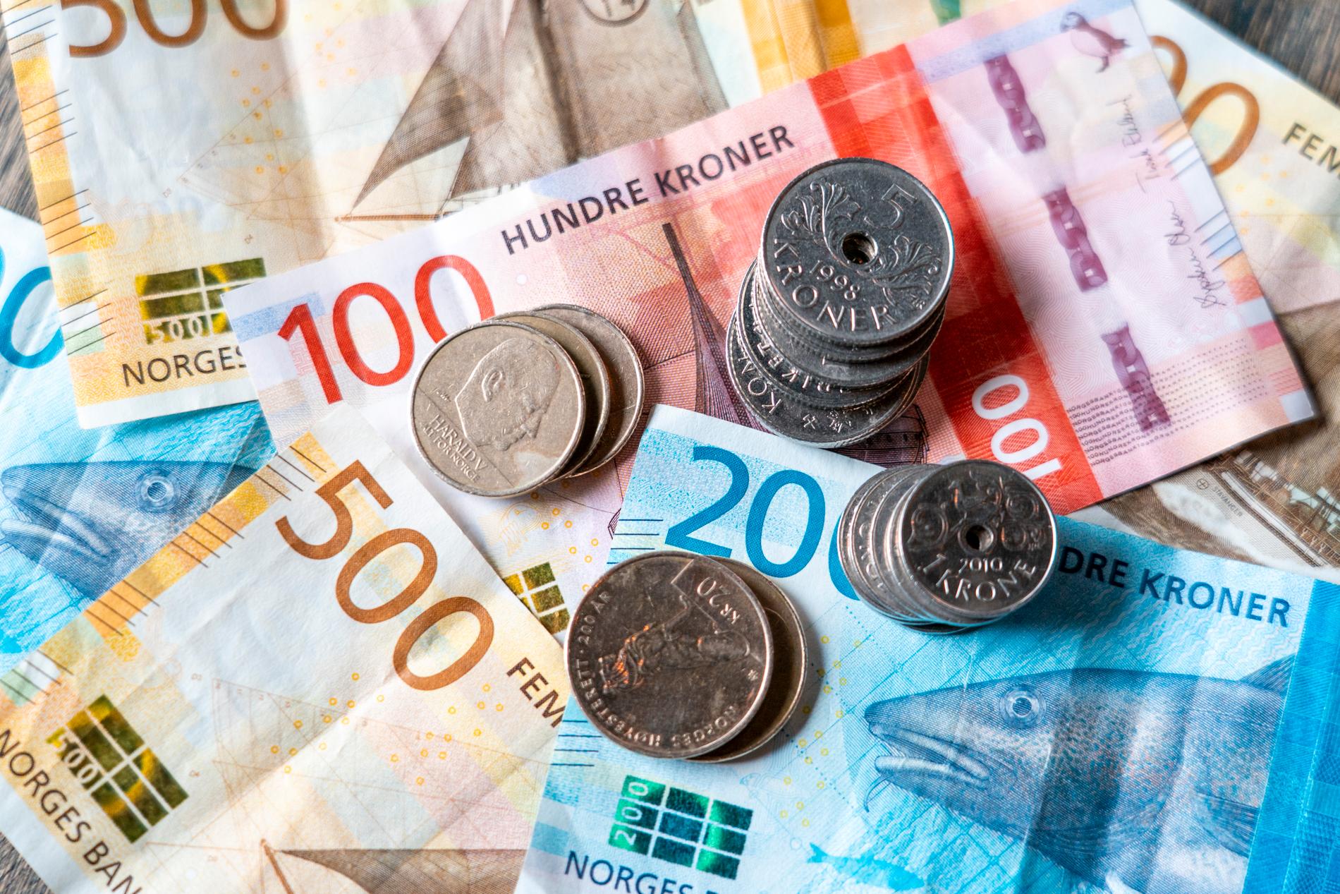 Norges Bank skal selge 350 millioner kroner per dag i februar