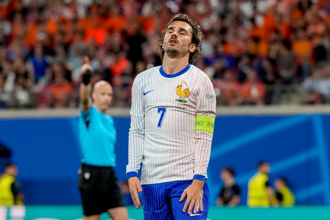 Antoine Griezmann wasted his chances against Netherlands – experts believe Netherlands should have scored