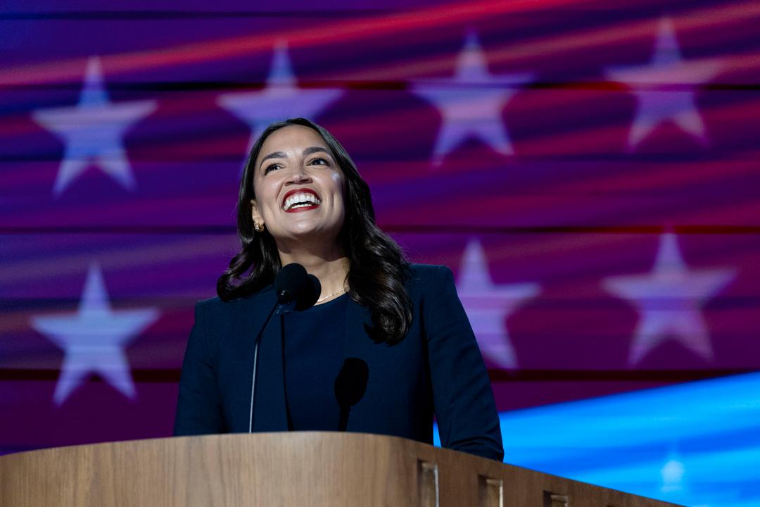 Politikerkometen Ocasio-Cortez: Slik kom hun inn i varmen