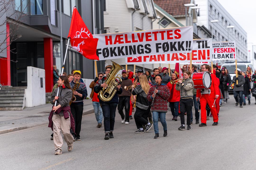 The slogans in Tromsø are causing a stir: – It's about desperation
