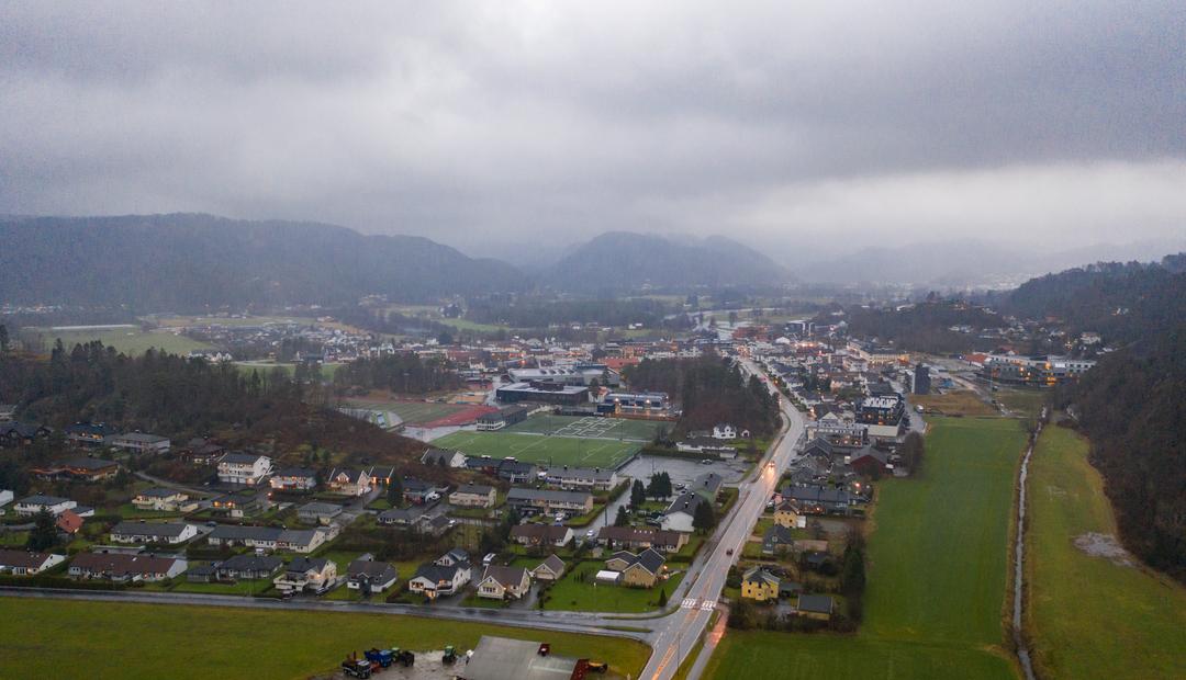 Overgrepssaken i Lyngdal: Etterforsker siktedes kontakt med barn over flere år