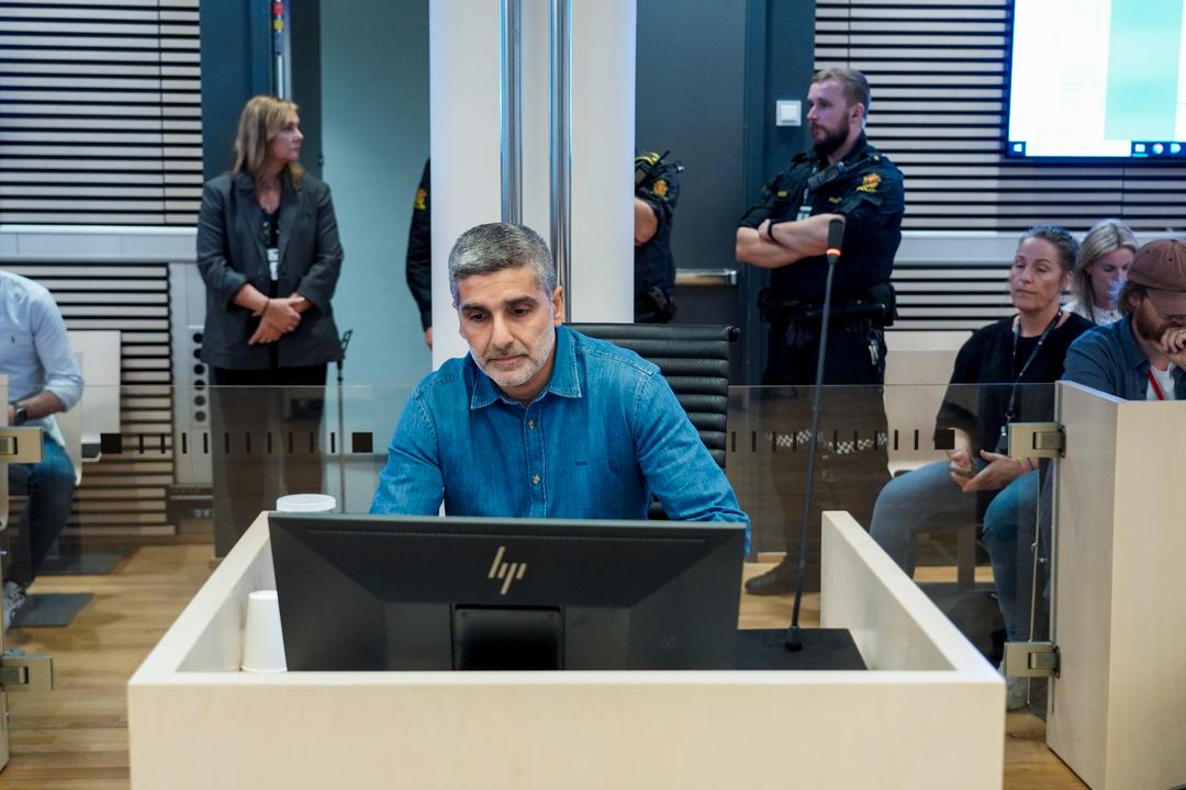 Bhatti på reise med terrordømt til Tyrkia