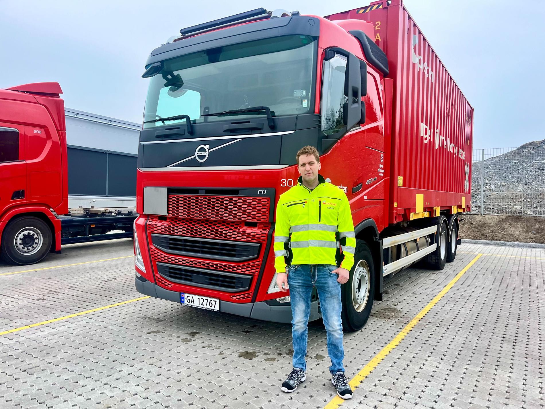 Magnus Blom har vært sjåfør for Posten i over ni år. Han var en av de første som testet lastebiler drevet på biodrivstoff.