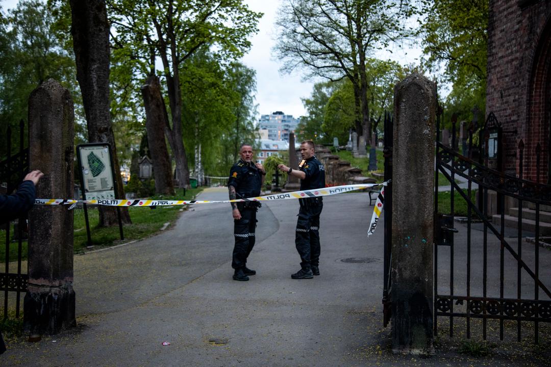 Mann i 40-årene pågrepet etter knivstikking på gravlund i Oslo