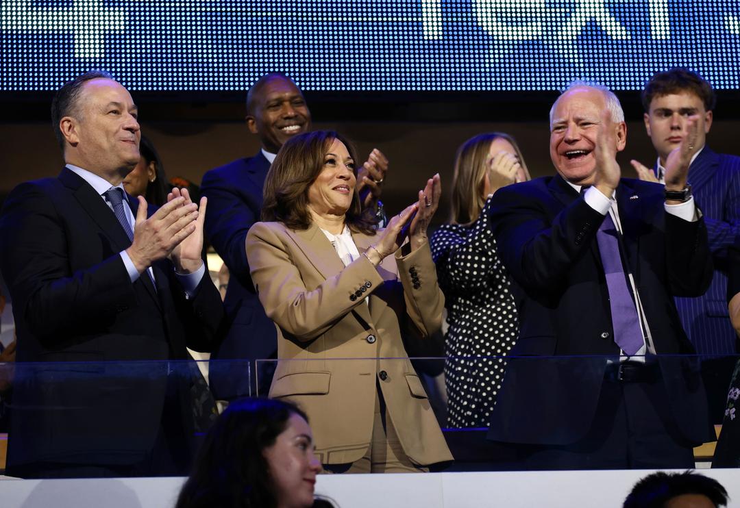 Kamala Harris takker av Biden