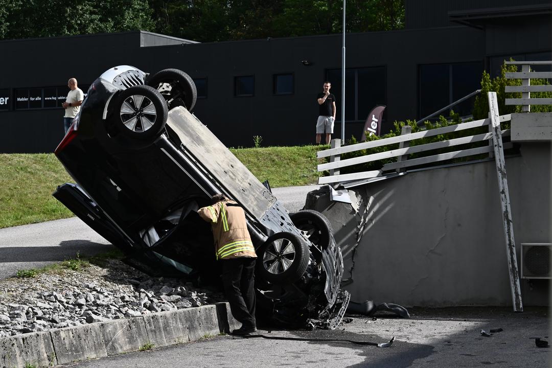 Kollisjon i Bø - to personer skal være lettere skadet