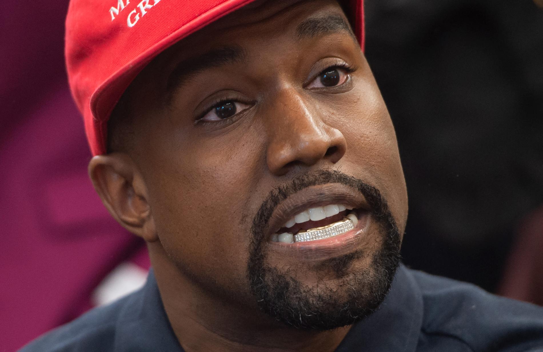 Kanye West assume negazionisti dell’Olocausto – VG