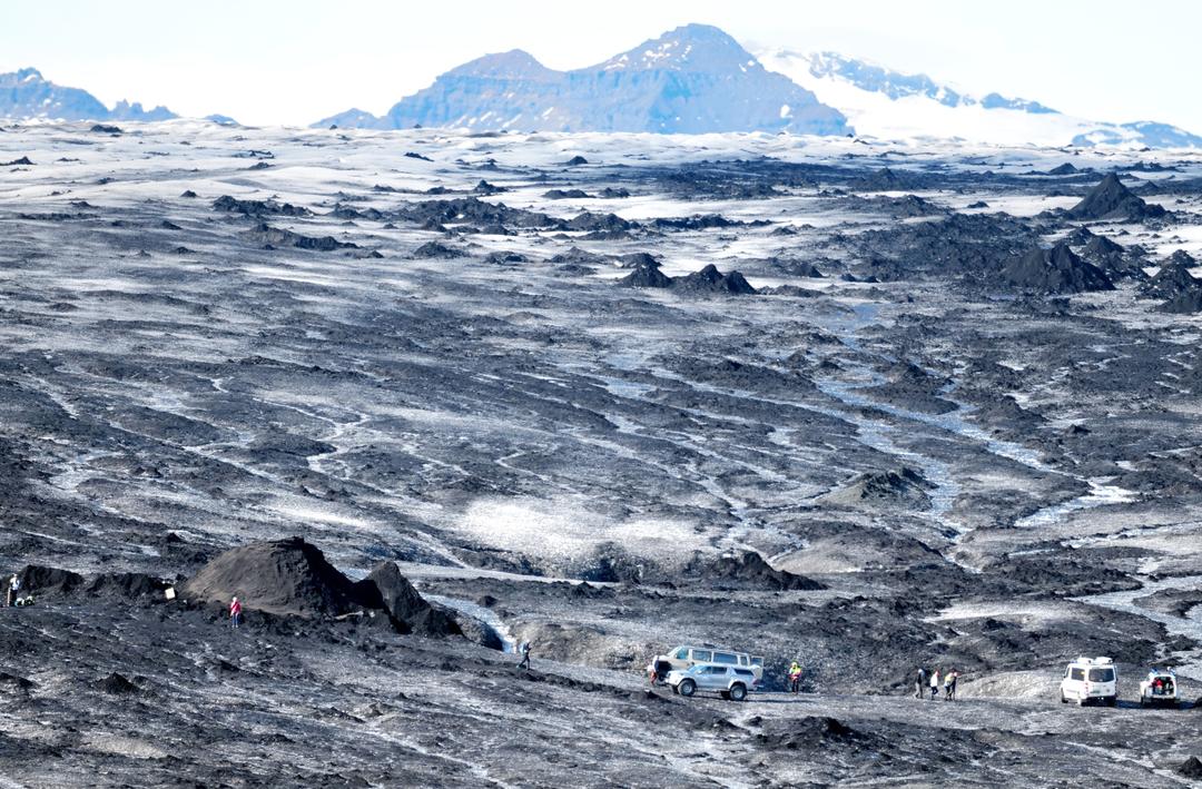 Ice wall collapses in Iceland: Two seriously injured