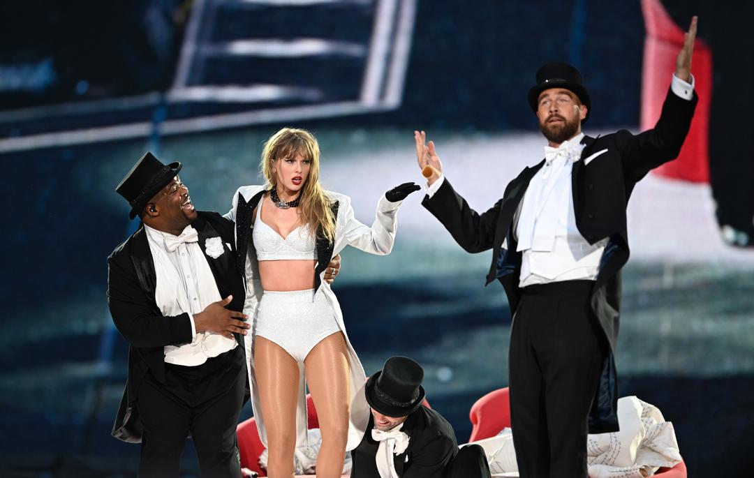 Travis Kelce appeared on stage in London with Taylor Swift