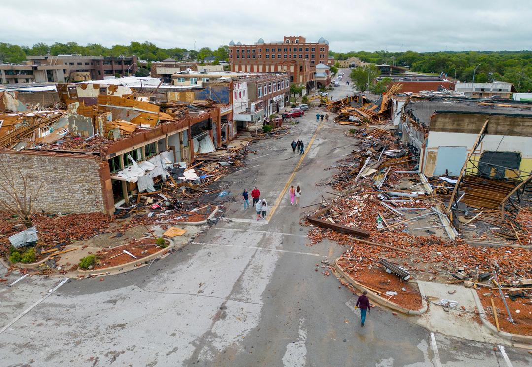 USA: Zolfo in Oklahoma schiacciato dal tornado: