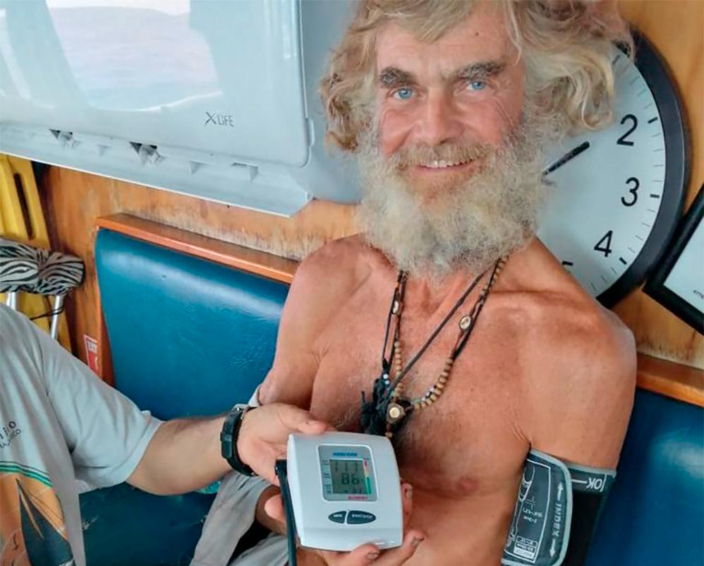 Miraculous Rescue: Australian Man and his Dog Survive 3 Months at Sea on Rainwater and Raw Fish