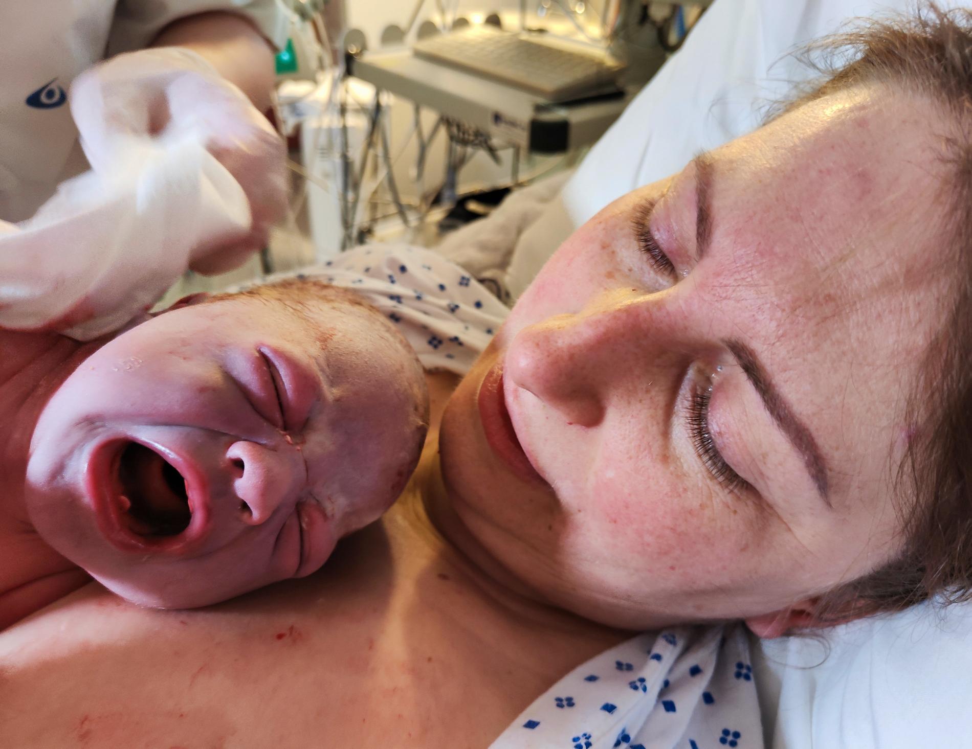 Surprise en salle d’accouchement : Filip est né avec une dent