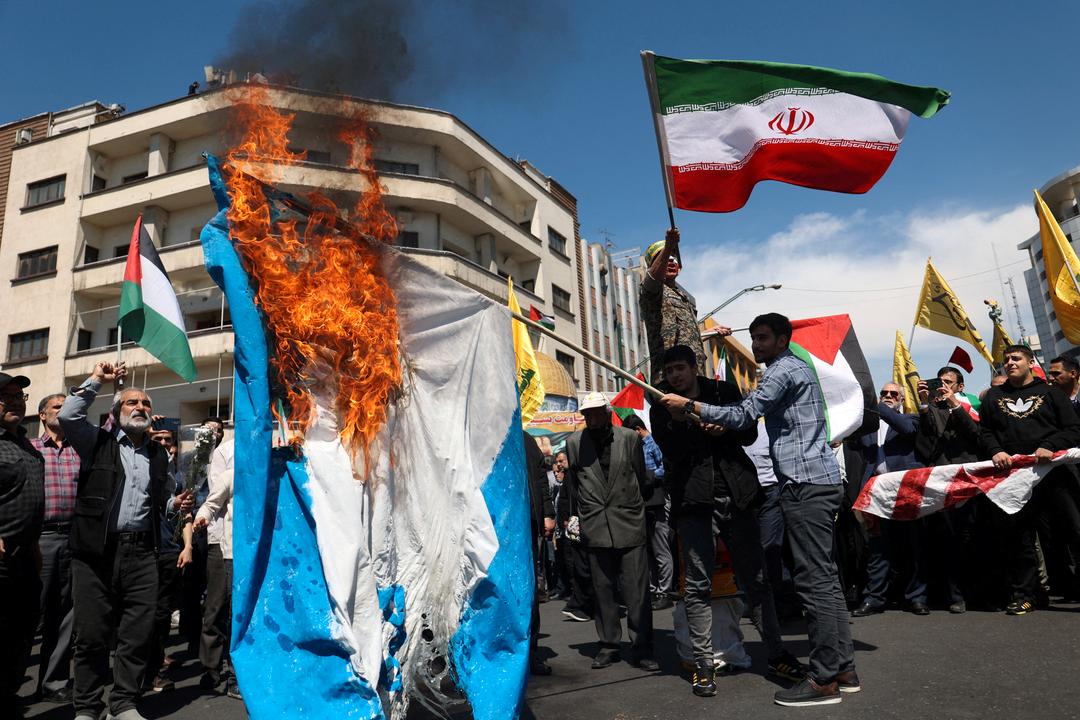 Ekspert om iransk angrep: – Forventes at de svarer og tar hevn