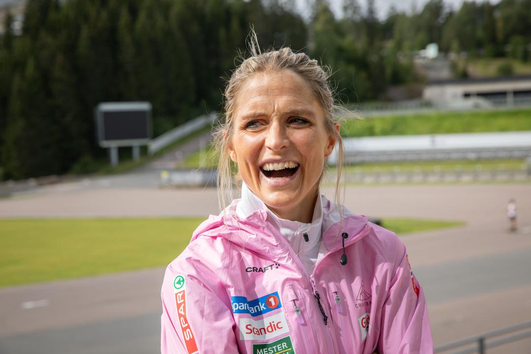 Johaug forsvarer egen plan: Møter knapt de beste før VM