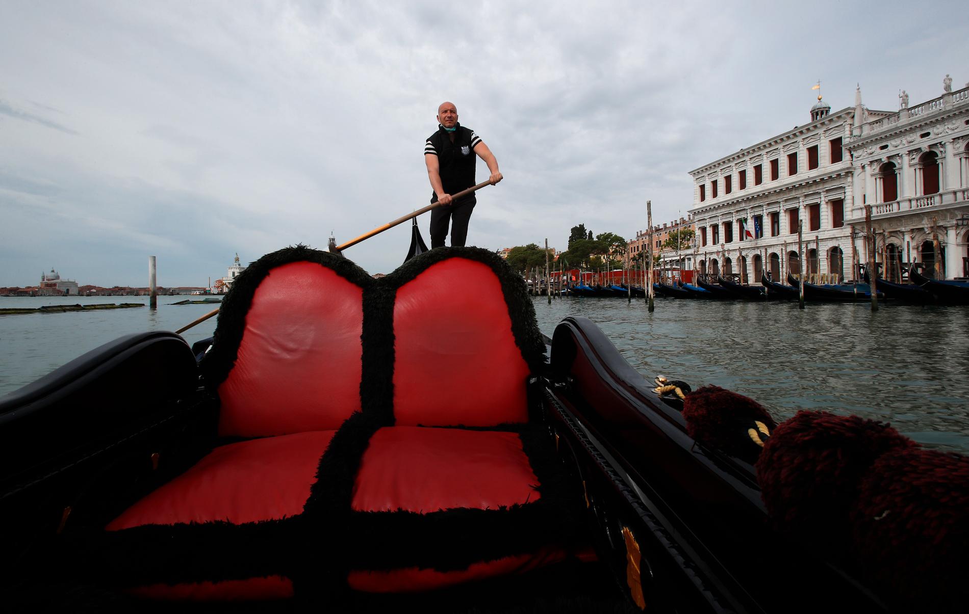 Venezia chiede ai turisti di tornare per salvare i mezzi di sussistenza delle persone – E24