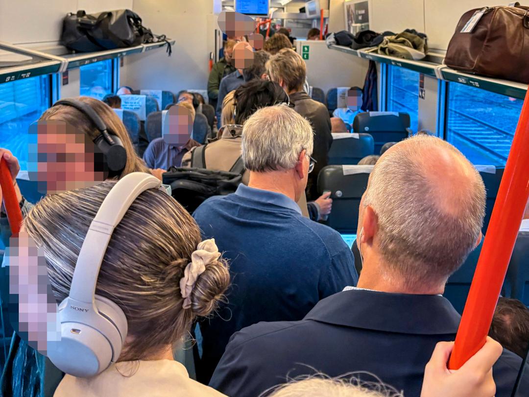 Togkaoset: – At folk besvimer på togene våre går bare ikke an