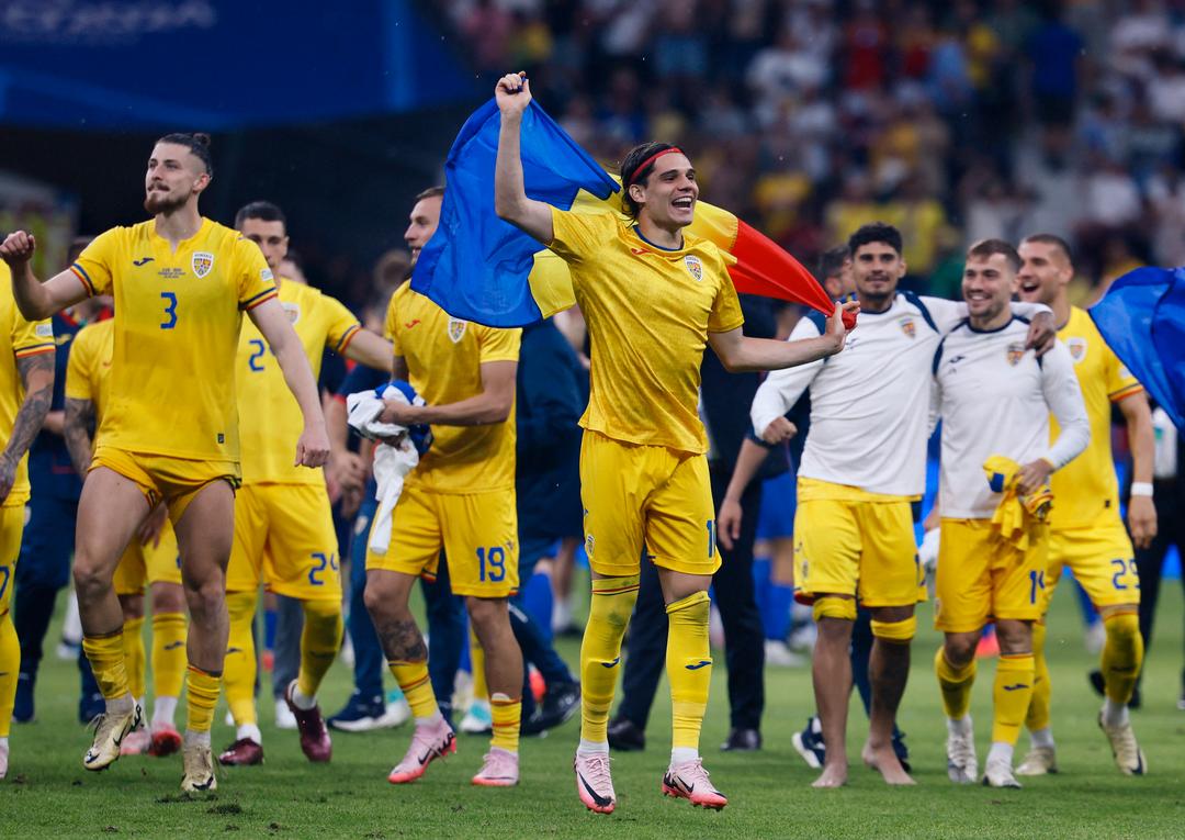 Europei di calcio: applausi a Slovacchia e Romania