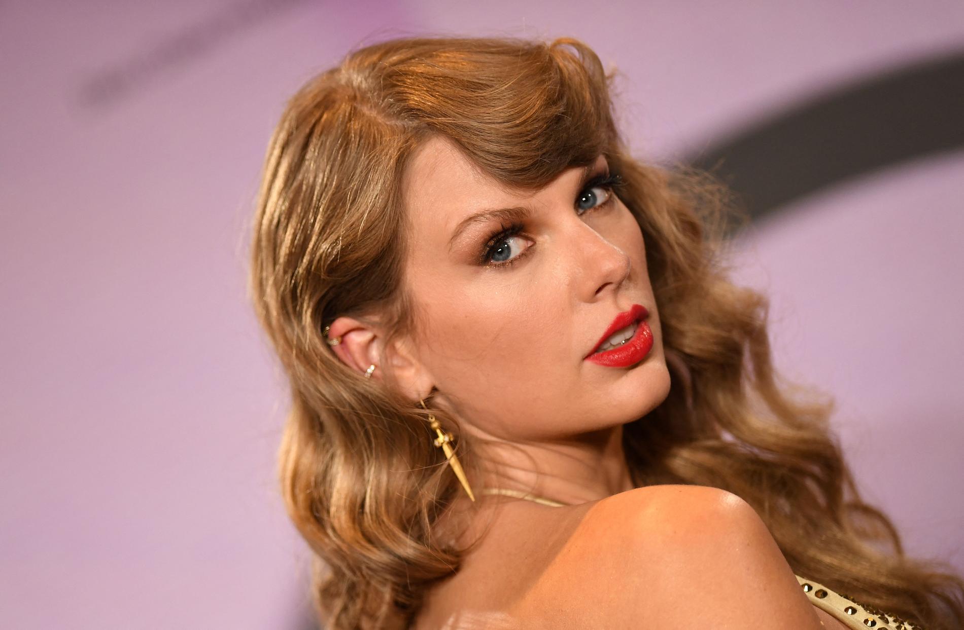Taylor Swift diventa un regista, girando un film per la Searchlight Pictures