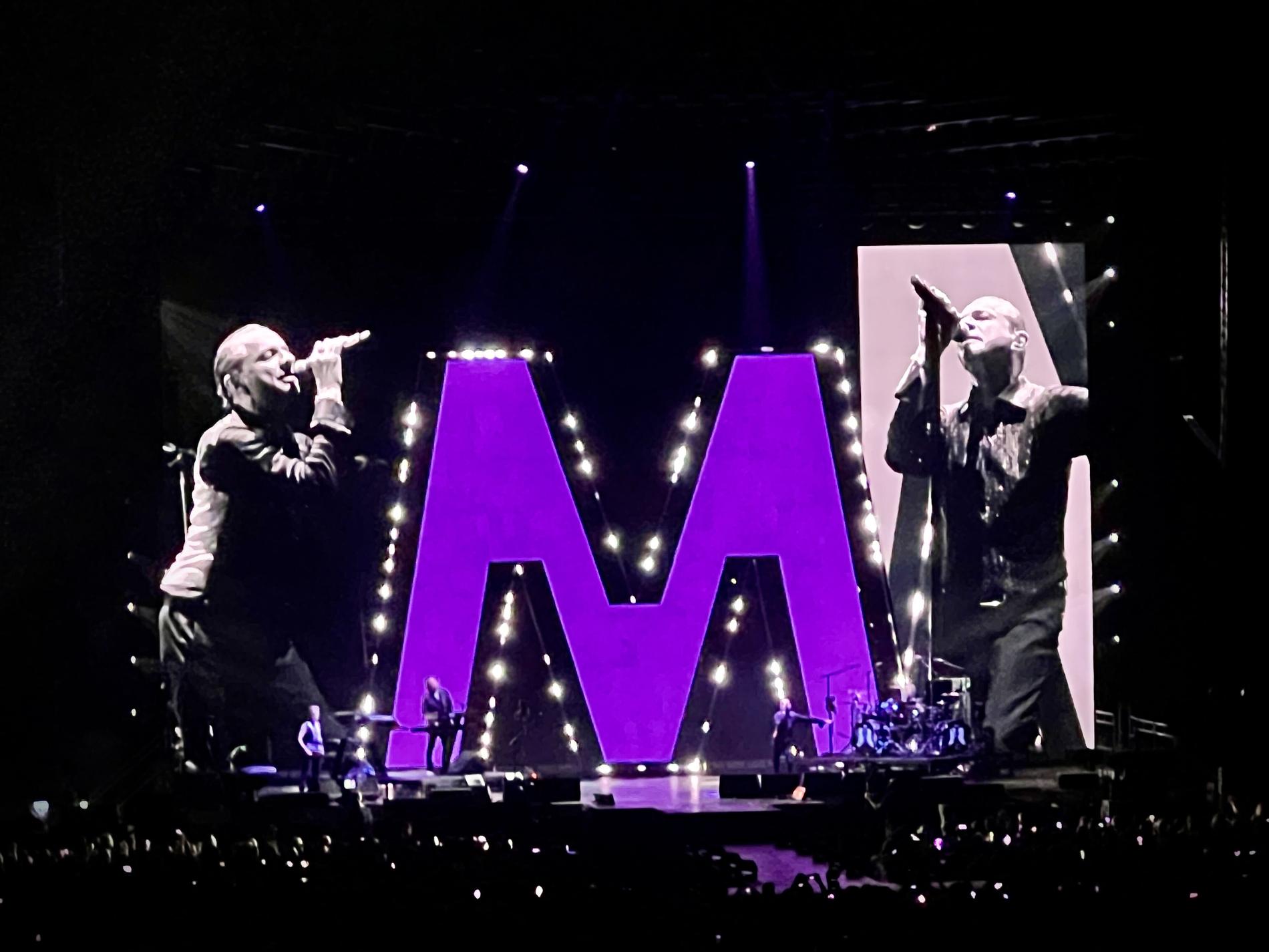 Dance of a Lifetime: Dave Gahan and Depeche Mode’s Convincing Performance in Telenor Arena