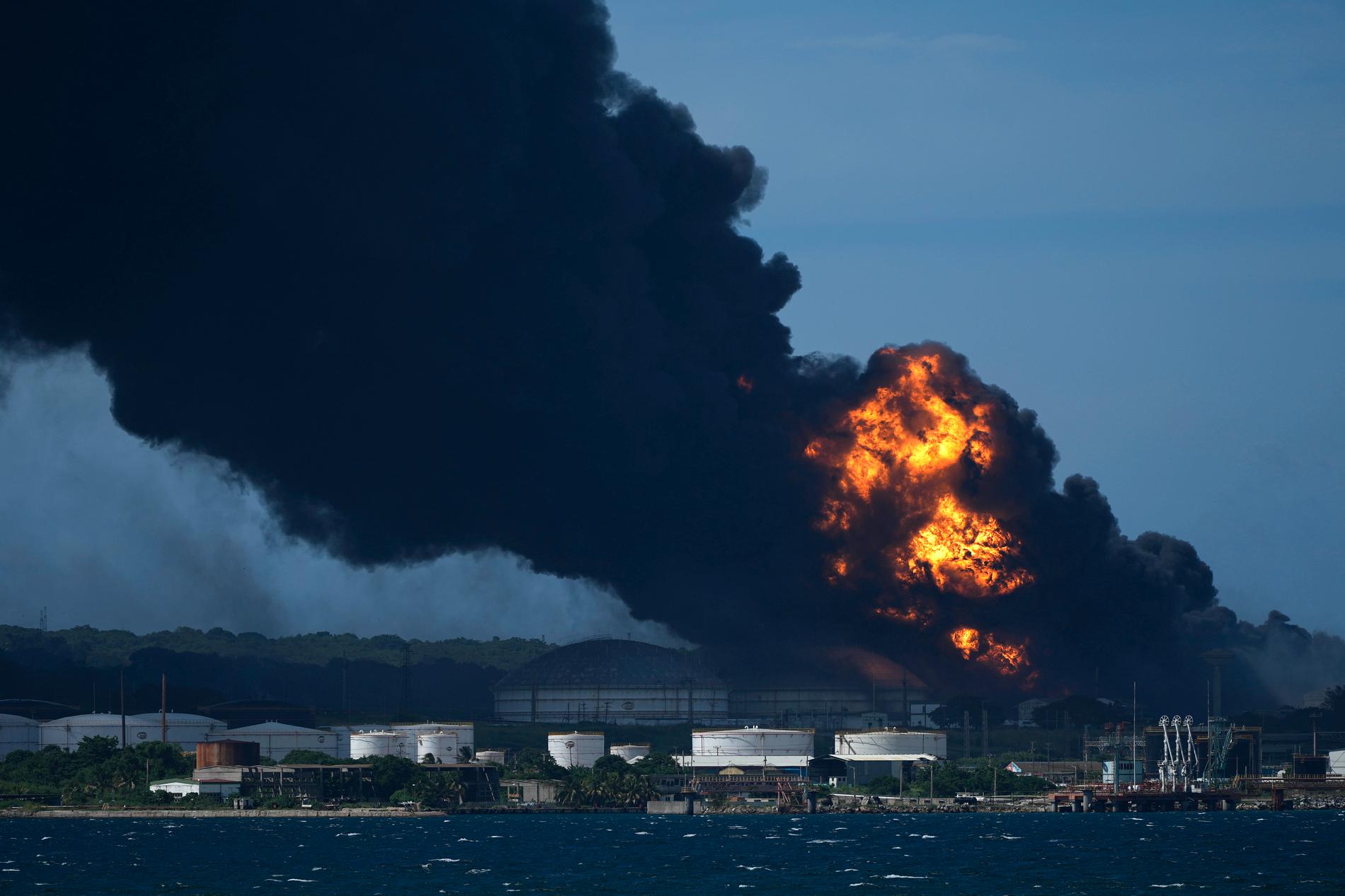 Grave incendio in un impianto petrolifero a Cuba – VG