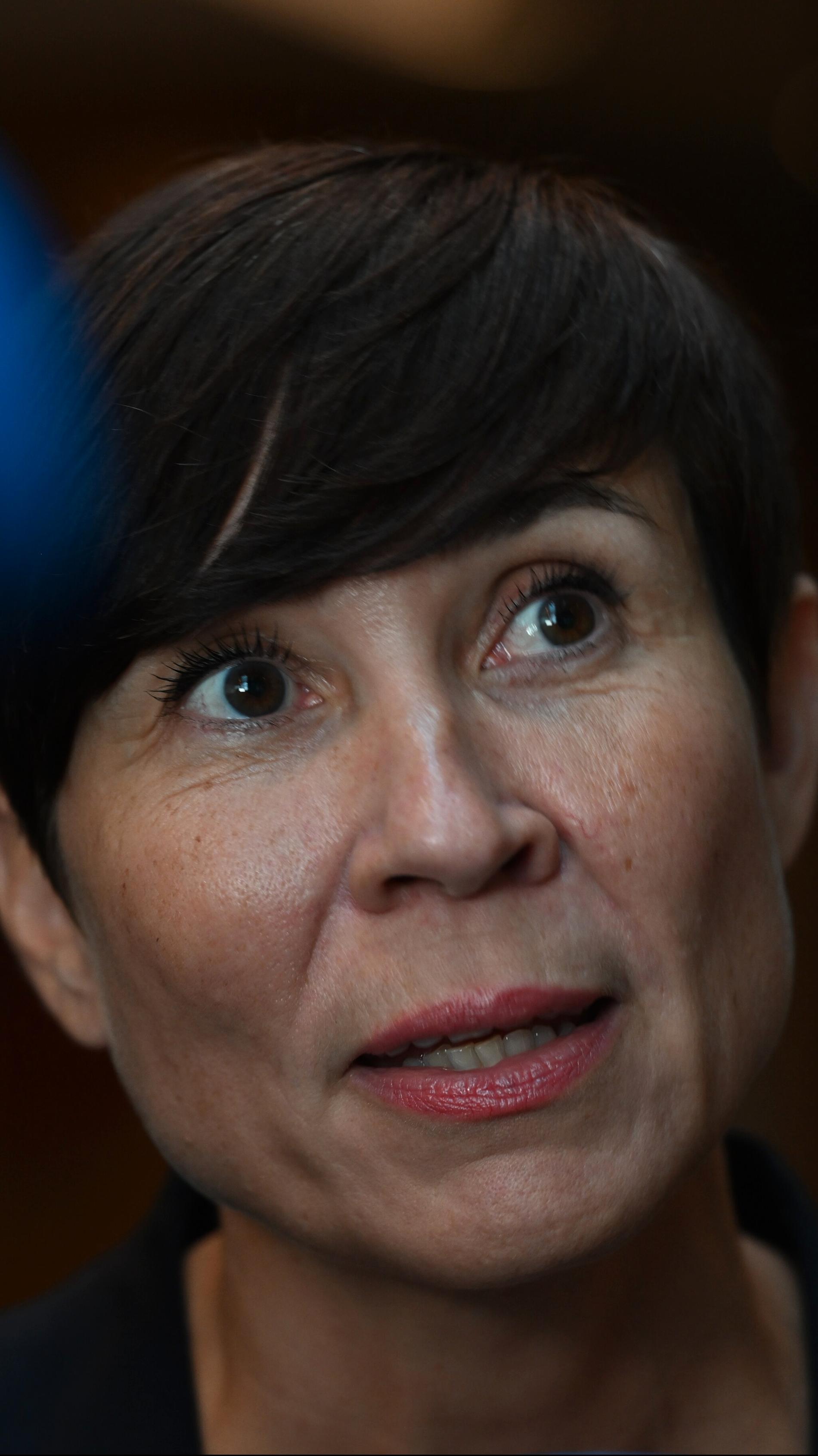 — Vemodig og trist