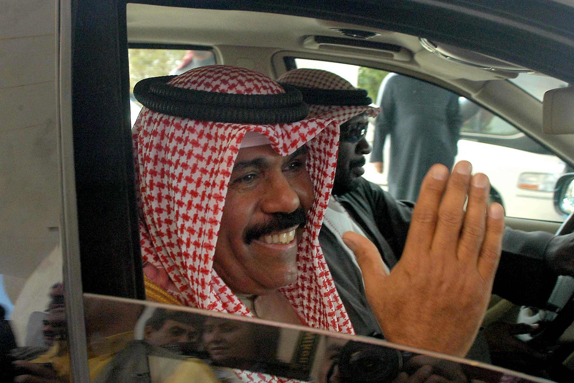 Вот шейх Наваф аль-Ахмад ас-Сабах в 2006 году, в период пребывания на посту наследного принца Кувейта. 
