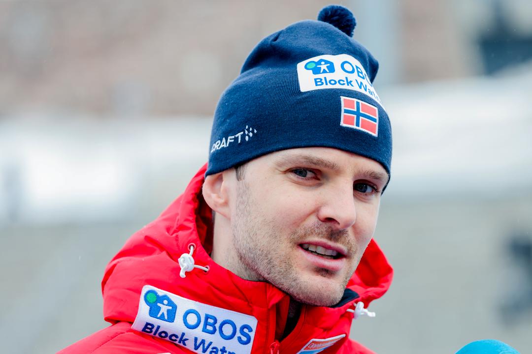 La squadra del Mondiale spera che Jørgen Graabak riporti diverse fratture dopo aver subito un incidente in allenamento