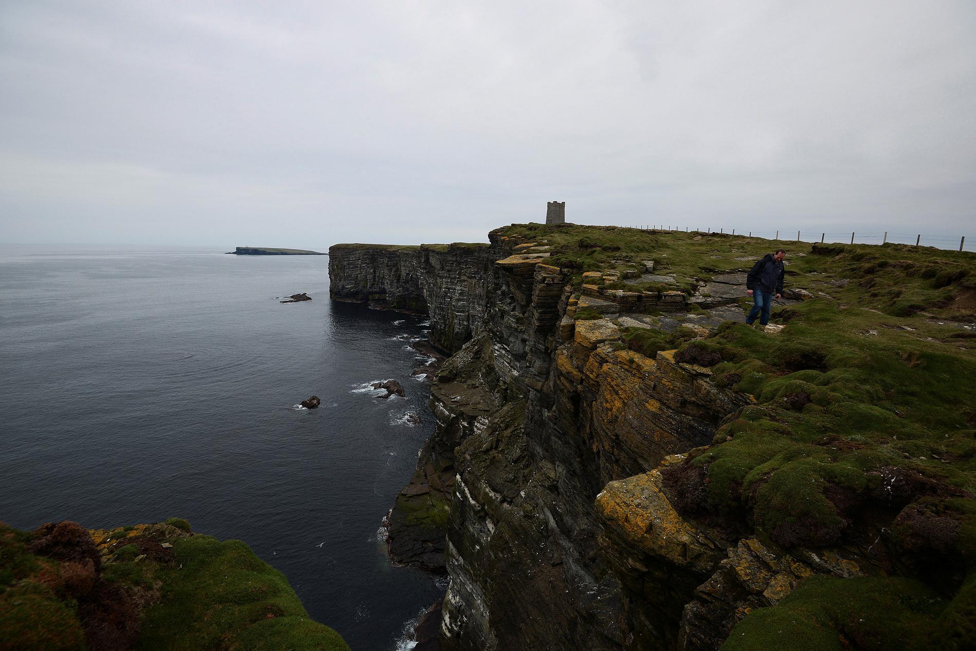 Britain says it is impossible to let the Orkney Islands belong to Norway.