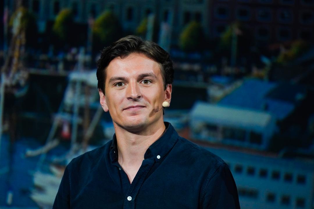 Unge Høyre-leder Ola Svenneby til TV 2: – Jeg kommer ikke til å ta gjenvalg