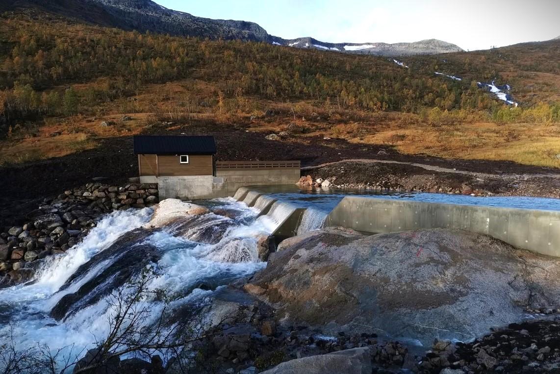 Permitterer etter småkraftskatt: – Måtte dra i nødbremsen