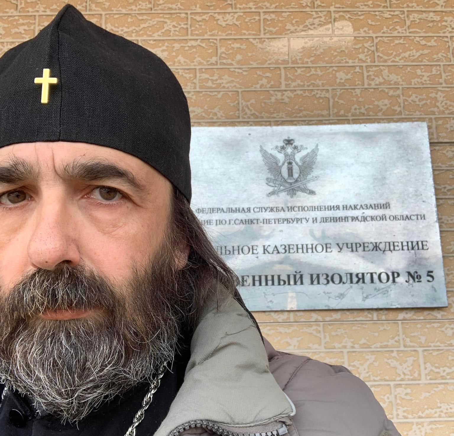 Russian priest helps Ukrainians escape Russia – VG