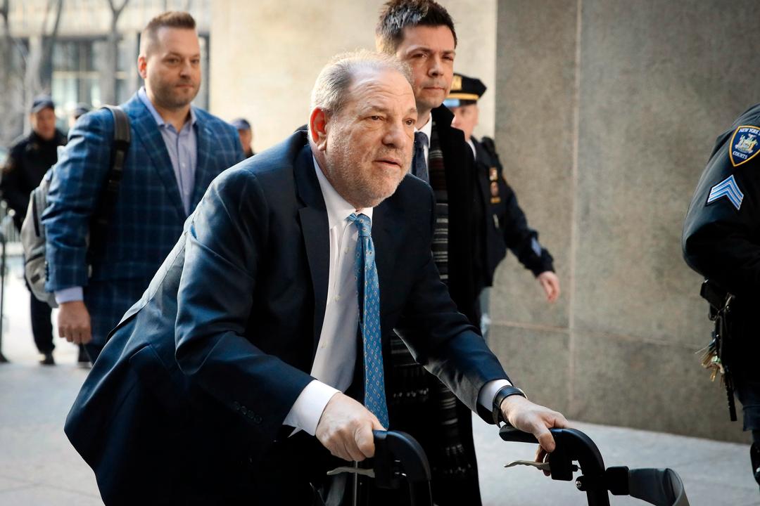 Harvey Weinstein innlagt på sykehus: – Litt av et togvrak helsemessig