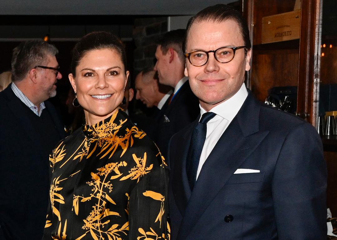 La princesse héritière Victoria et le prince Daniel assistent au mariage de la princesse Märtha Louise