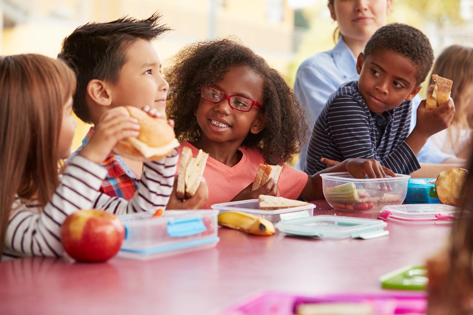 Dibattito: è ora di rovinare la dieta dei bambini?