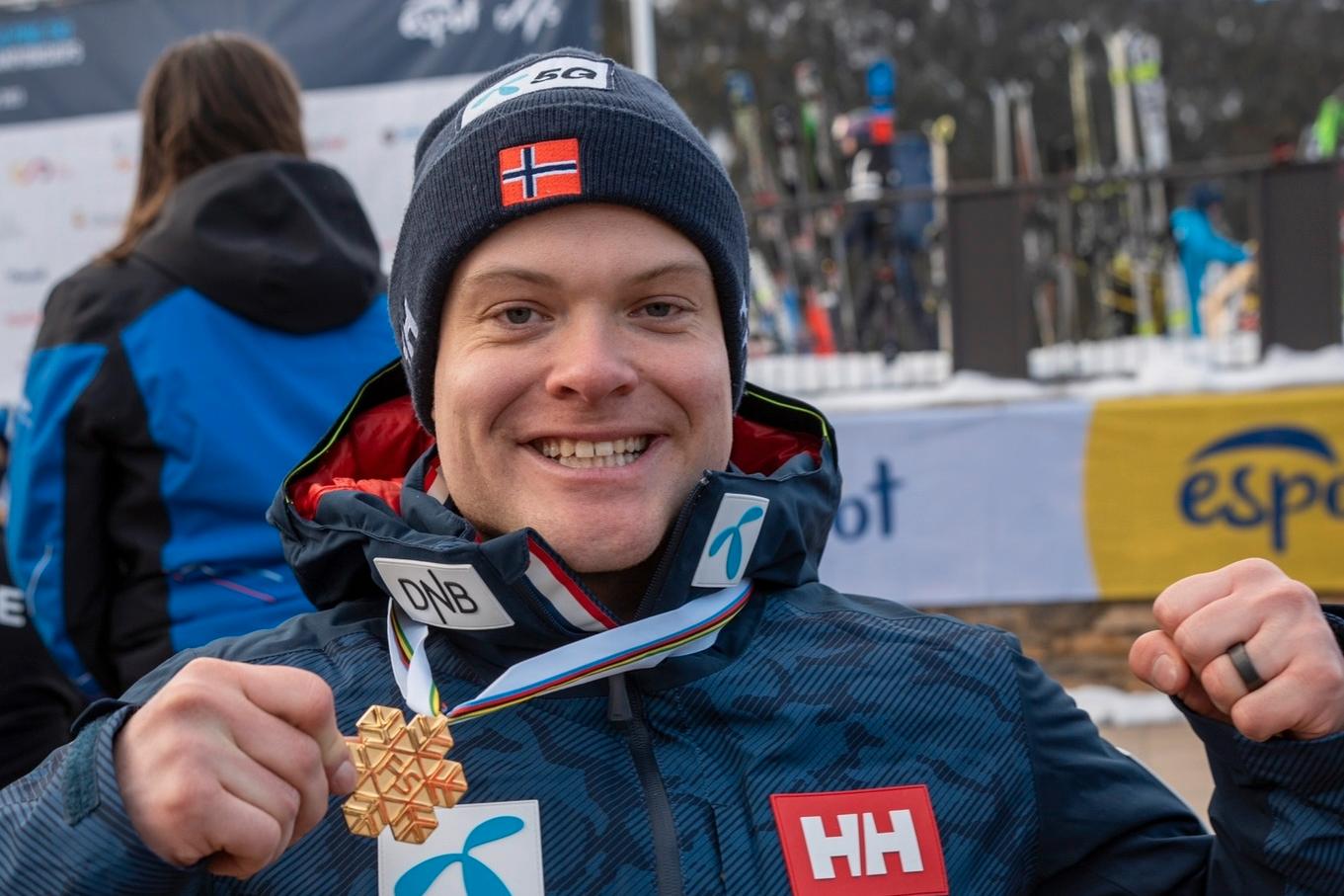 Saltvik Pedersen ha portato a casa una tripla medaglia d’oro ai Mondiali: ha vinto lo slalom gigante