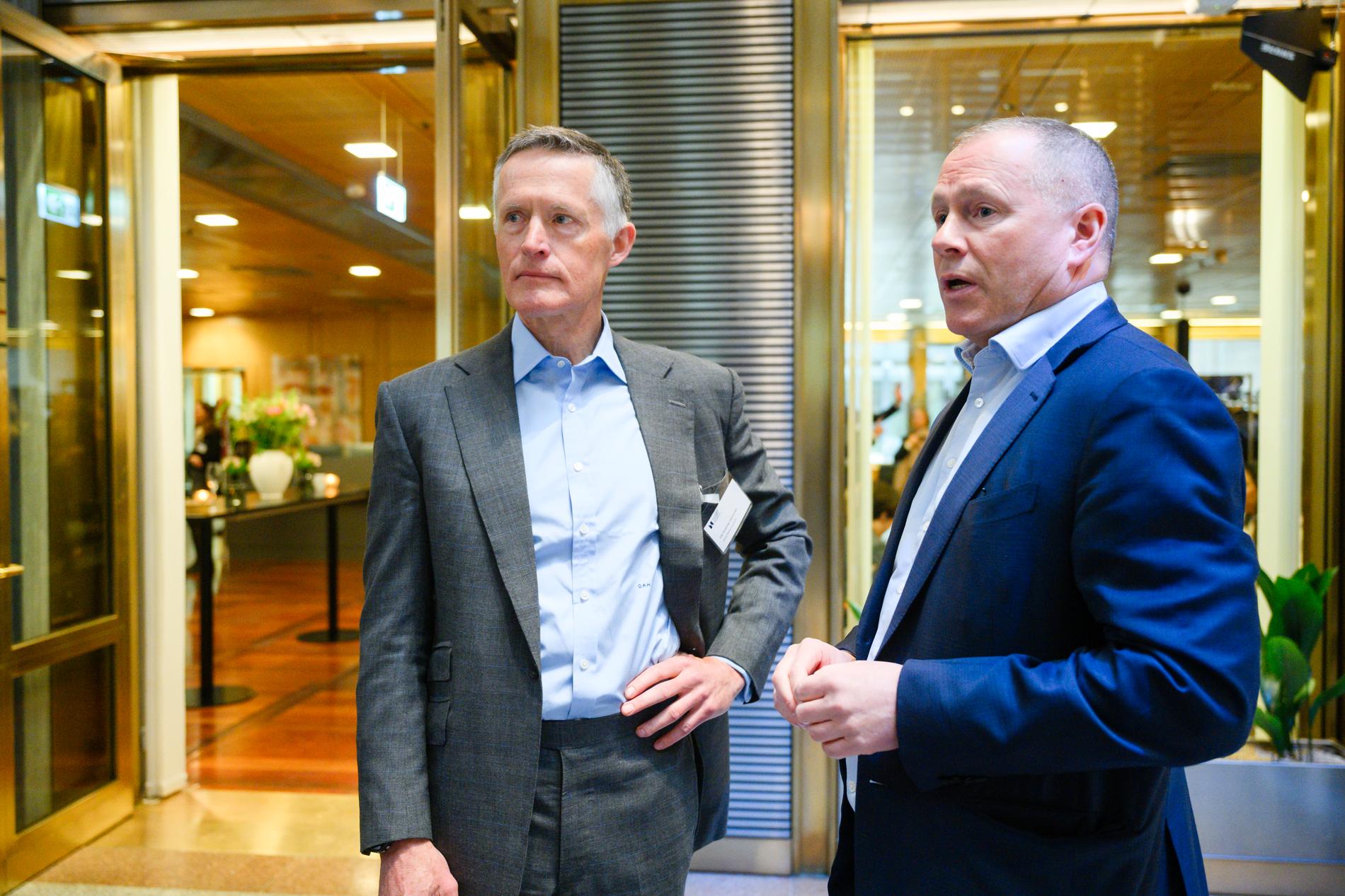 I SAMTALE: Ole Andreas Halvorsen, Viking Global Investors (t.v.) og oljefondssjef Nicolai Tangen. 