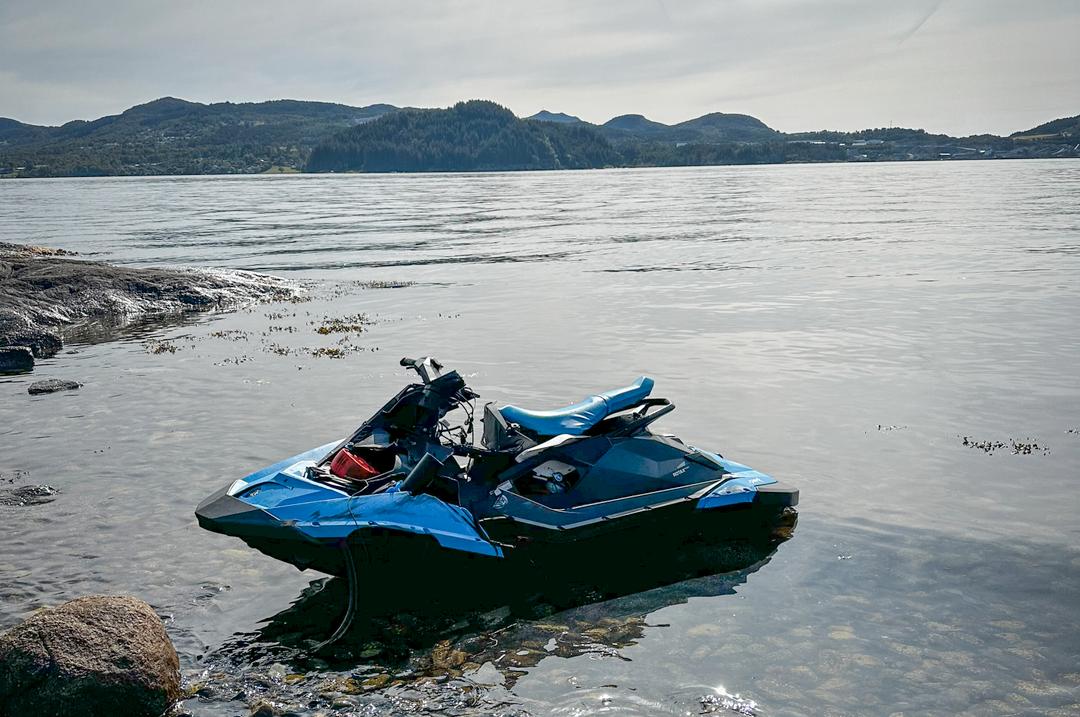 To døde etter vannscooter-ulykke: Siktet båtfører sier han fikk råd om å kjøre videre