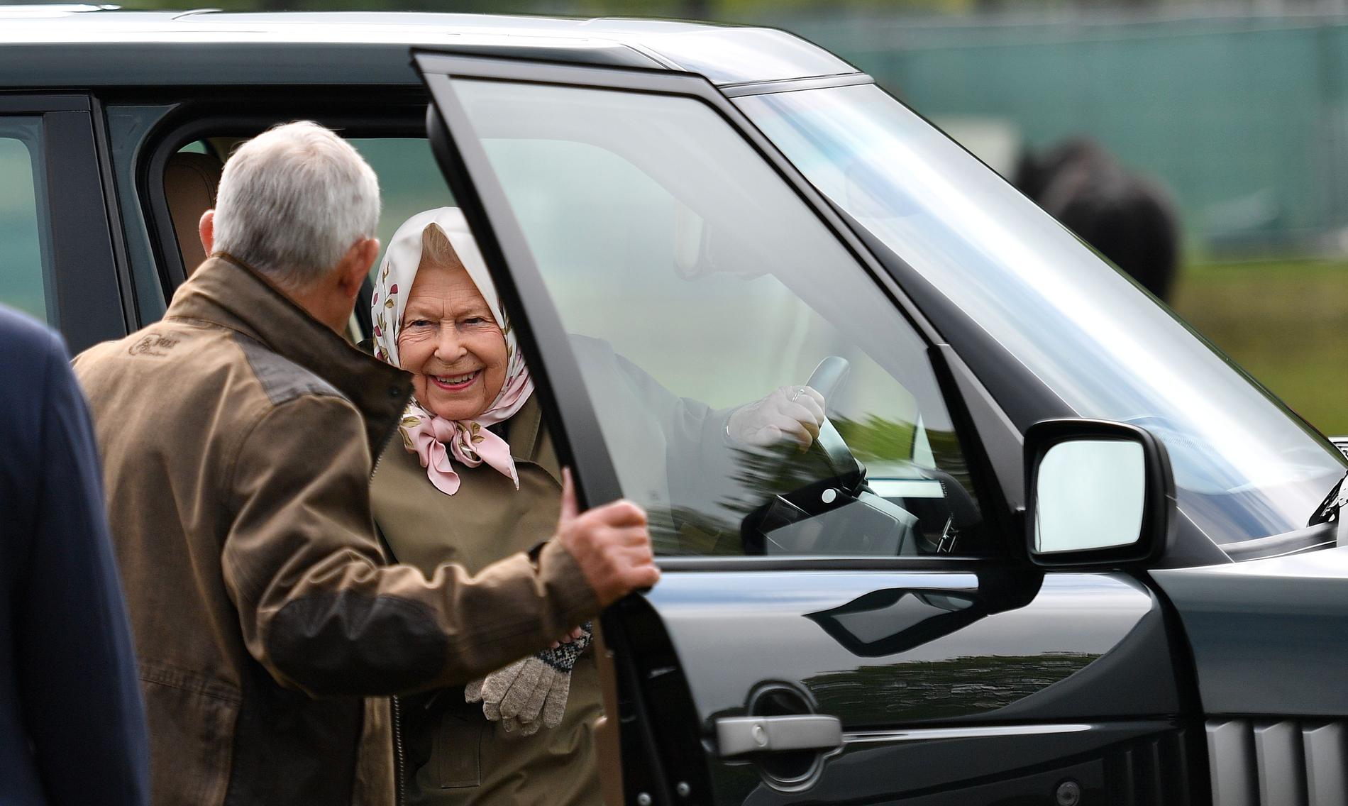 La Range Rover della Regina Elisabetta è all’asta – E24