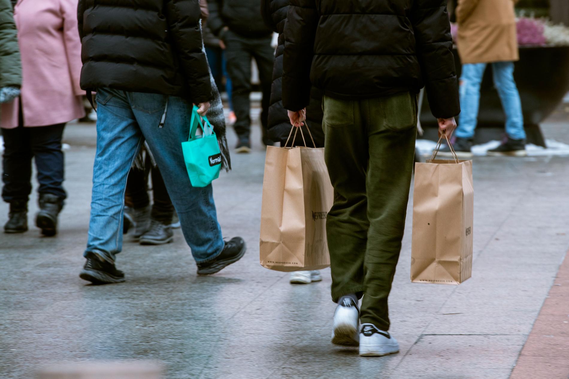 Shoppefall før jul: Detaljhandelen falt 0,9 prosent i desember